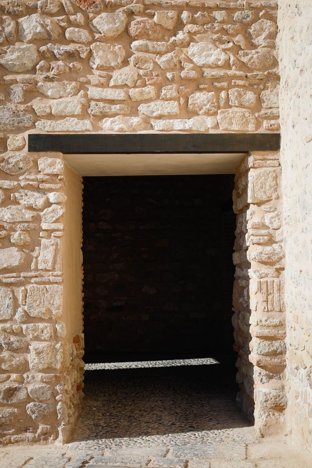 Restauraci&oacute;n torre Sur Alcazaba