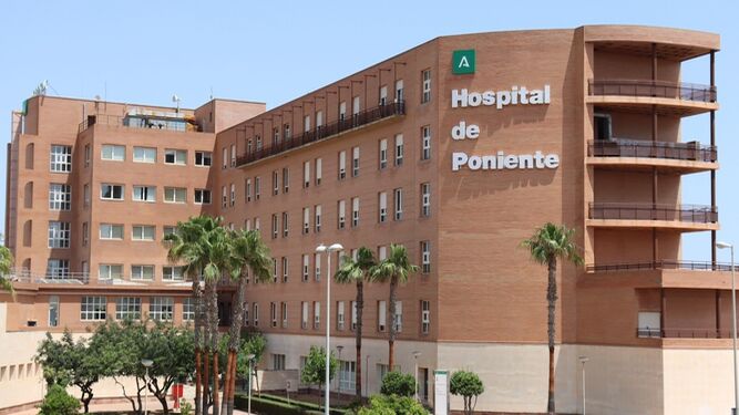 Hospital Universitario Poniente, donde ha quedado sin cubrir una plaza de la especialidad de Medicina del Trabajo.